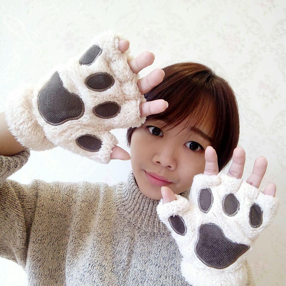 Cute Bear Paw Plush Gloves Winter Warm  Knitted  Gloves High Quality Half Finger  Cartoon Glove For Girl and Women Gift